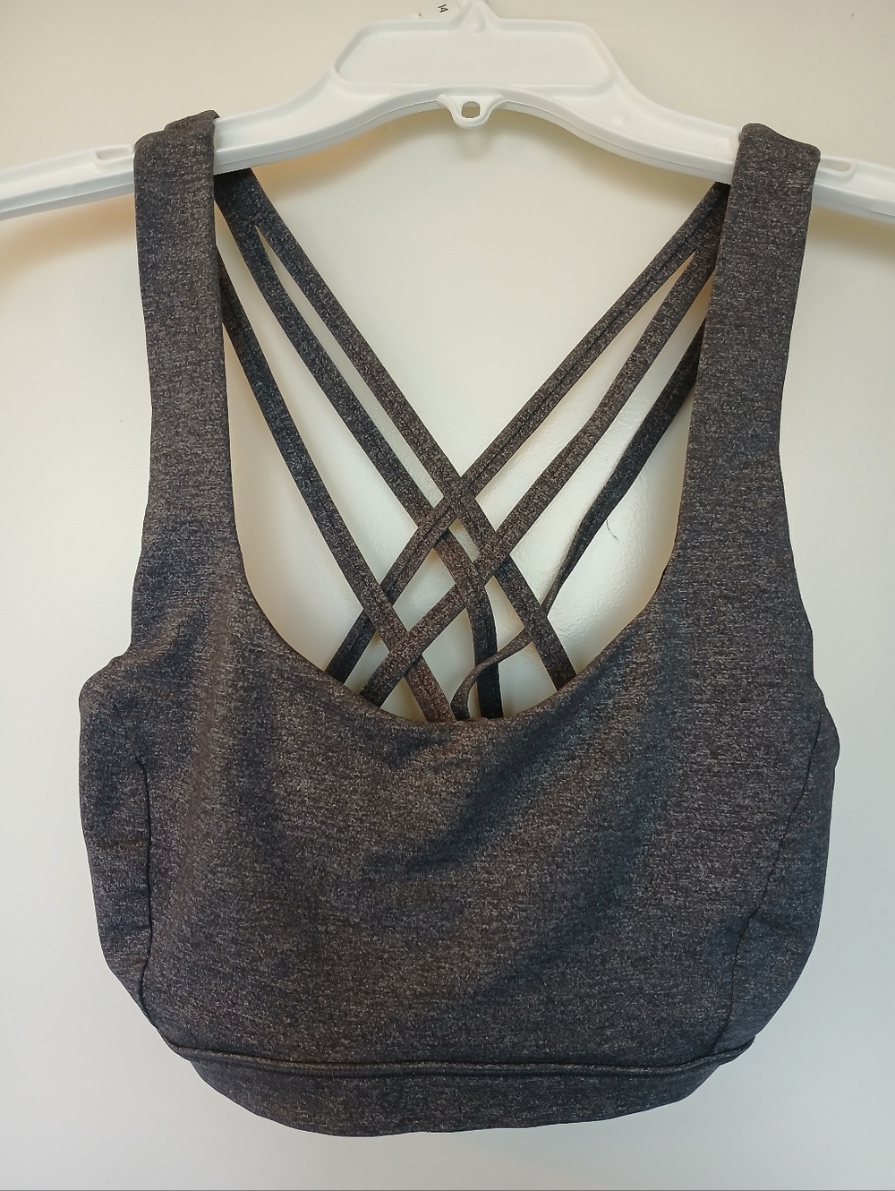 Lululemon Women’s Free To Be Tranquil Sports Bra Dark Gray Size 8